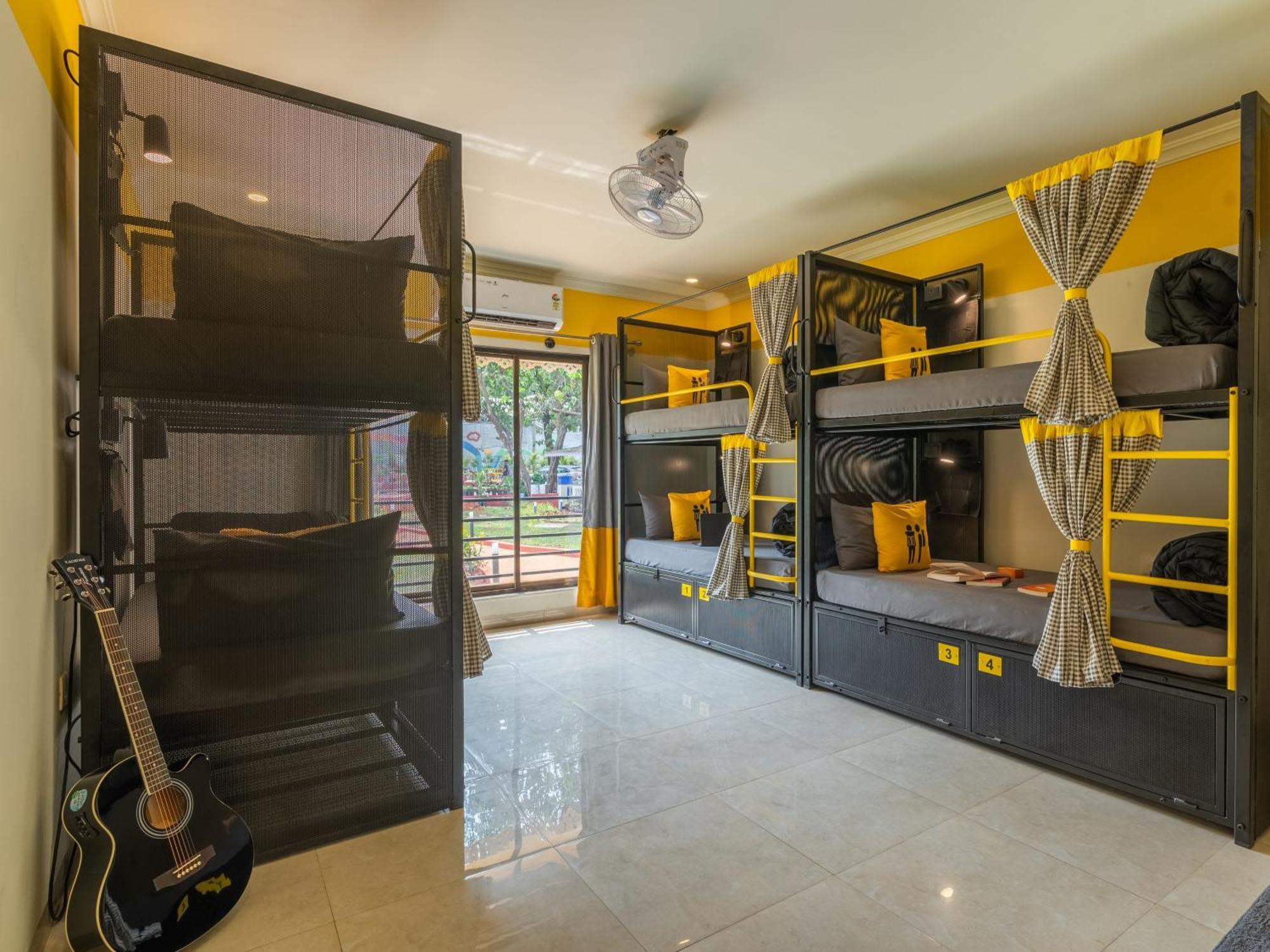 The Hosteller Lonavala, City Centre ภายนอก รูปภาพ